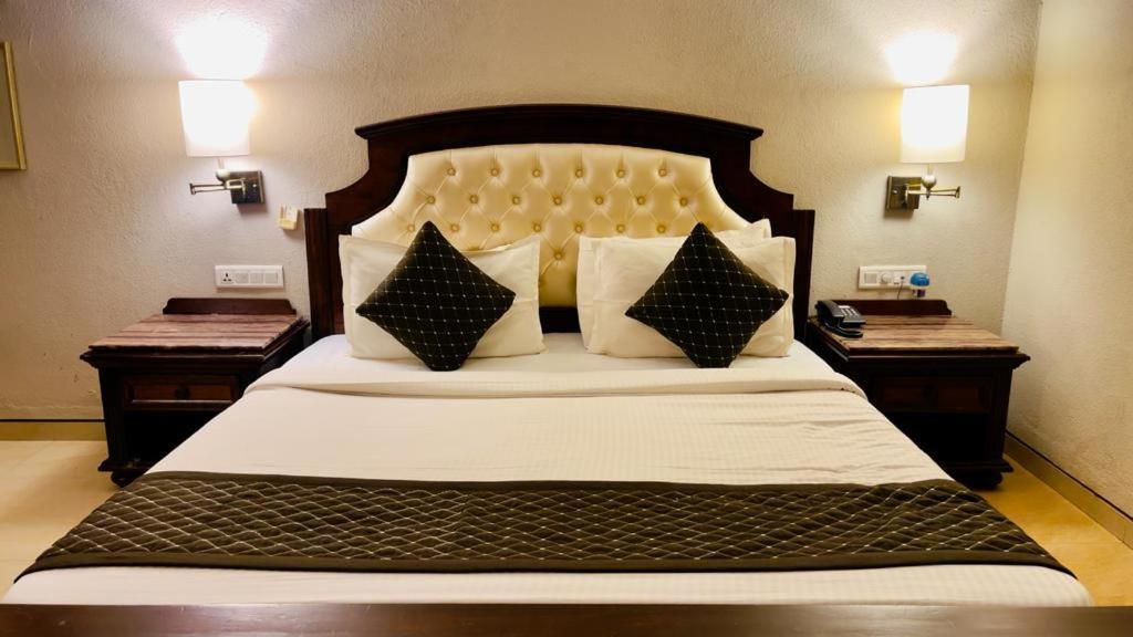 Hotel Neelam The Glitz Calangute Zewnętrze zdjęcie