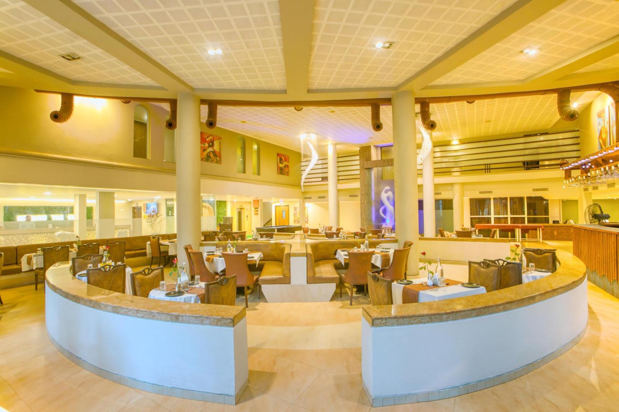 Hotel Neelam The Glitz Calangute Zewnętrze zdjęcie