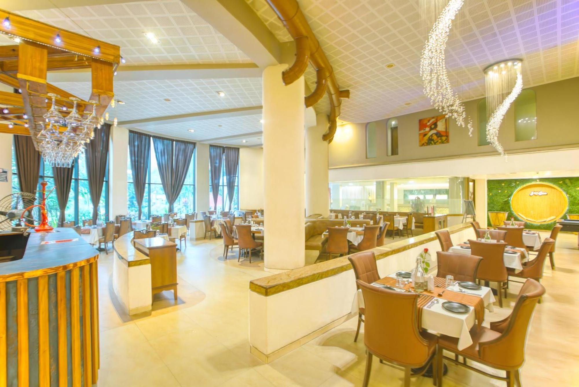 Hotel Neelam The Glitz Calangute Zewnętrze zdjęcie